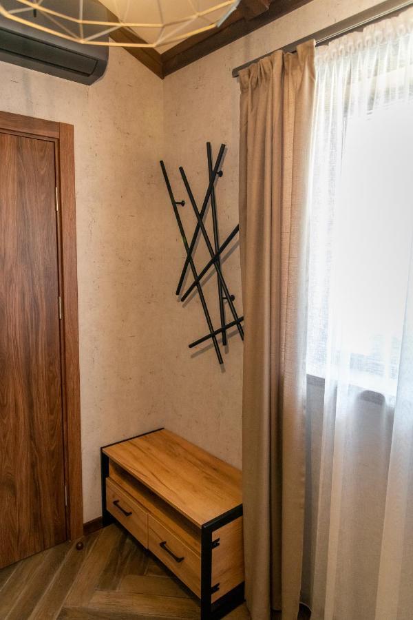 Hotel Hunters House Ezerets Экстерьер фото